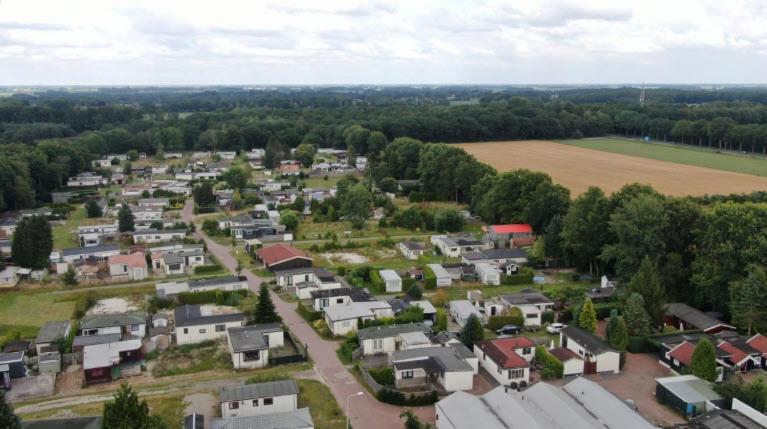 Nieuw - Luxe Blokhut Chalet In Bosrijke Omgeving Anloo Eksteriør billede